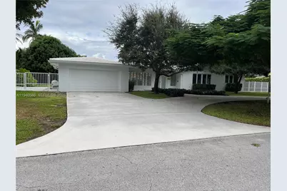 7921 SW 143rd St, Palmetto Bay, FL 33158 - Photo 1