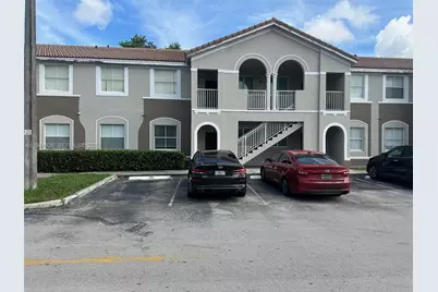 1663 SE 27th Dr #102, Homestead, FL 33035 - Photo 1