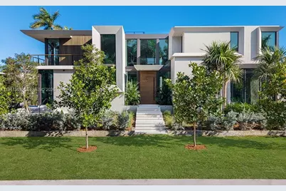 375 S Hibiscus Dr, Miami Beach, FL 33139 - Photo 1