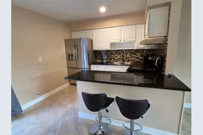 6270 NW 14th St, Sunrise, FL 33313 - Photo 1