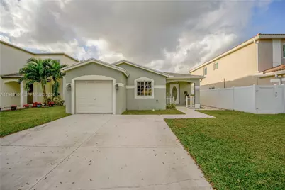 1227 SW 46th Ter, Deerfield Beach, FL 33442 - Photo 1