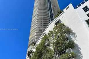 1750 N Bayshore Dr, Miami, FL 33132 - Photo 1