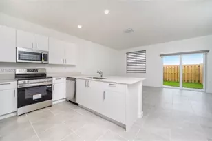 2747 SE 26th Rd, Homestead, FL 33035 - Photo 1