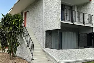 8701 SW 141st St, Palmetto Bay, FL 33176 - Photo 1