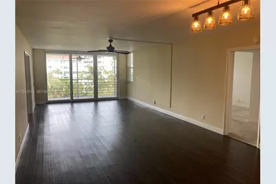 805 Cypress Blvd #504, Pompano Beach, FL 33069 - Photo 1