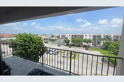 5625 W 20th Ave #404, Hialeah, FL 33012 - Photo 1