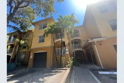 9640 NW 2 St #5-303, Pembroke Pines, FL 33024 - Photo 1