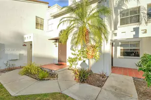 4635 NW 97th Pl, Doral, FL 33178 - Photo 1