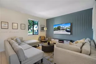 20648 NE 7th Pl, Miami, FL 33179 - Photo 1