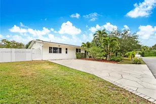 8265 SW 119th St, Miami, FL 33156 - Photo 1