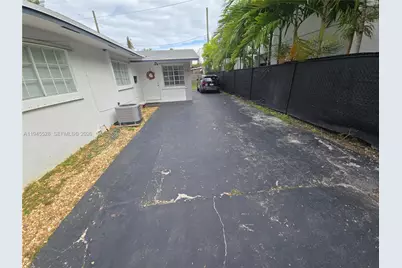 5151 N Miami Ave #5151, Miami, FL 33127 - Photo 1