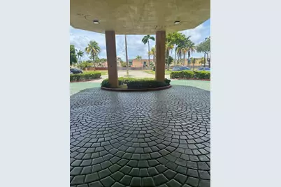 11780 SW 18th St #409-2, Miami, FL 33175 - Photo 1