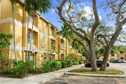 2445 NW 33rd St #1416, Oakland Park, FL 33309 - Photo 1