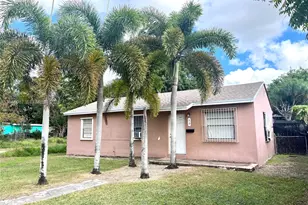 33 NW 7th Ave, Homestead, FL 33030 - Photo 1