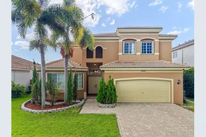 1884 SE 19th St, Homestead, FL 33035 - Photo 1