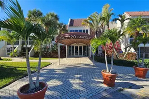 120 Lakeview Dr, Weston, FL 33326 - Photo 1