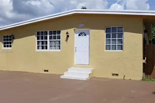 9285 SW 37th St, Miami, FL 33165 - Photo 1