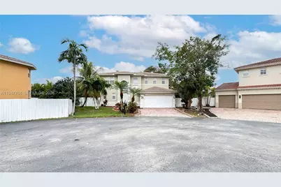 2398 SW 132nd Ter, Miramar, FL 33027 - Photo 1