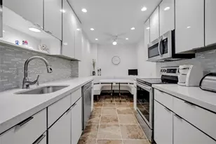 3800 Hillcrest Dr, Hollywood, FL 33021 - Photo 1