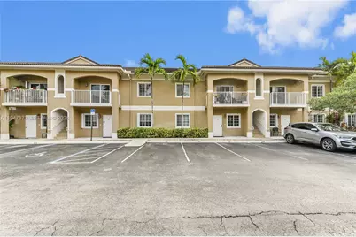 4802 Washington St #5, Hollywood, FL 33021 - Photo 1