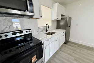 1845 Dixieanna St, Hollywood, FL 33020 - Photo 1