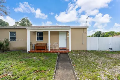 370 NW 188th St, Miami Gardens, FL 33169 - Photo 1