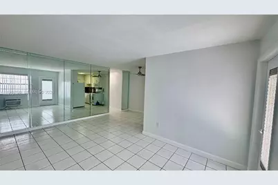 919 Michigan Ave #2, Miami Beach, FL 33139 - Photo 1