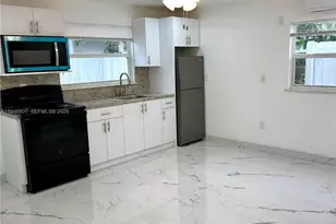 2710 N 72nd Ave, Hollywood, FL 33024 - Photo 1