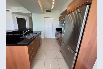 244 Biscayne Bl #702, Miami, FL 33132 - Photo 1