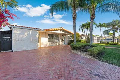 9461 SW 31st Ter, Miami, FL 33165 - Photo 1