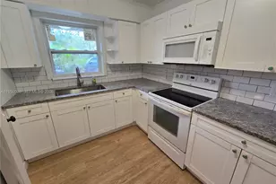 4000 Greenwood Ave, West Palm Beach, FL 33407 - Photo 1