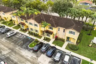 6038 SW 19th Pl, North Lauderdale, FL 33068 - Photo 1