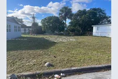 3046 NW 8th Pl, Fort Lauderdale, FL 33311 - Photo 1