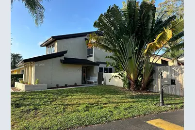8320 SW 39th Ct, Davie, FL 33328 - Photo 1