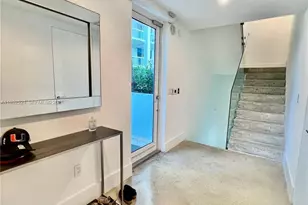 50 South Pointe Dr, Miami Beach, FL 33139 - Photo 1