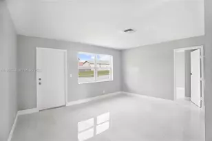 968 W 9th St, Riviera Beach, FL 33404 - Photo 1