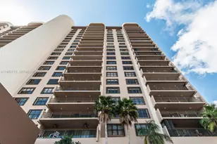 1800 NE 114th St, Miami, FL 33181 - Photo 1