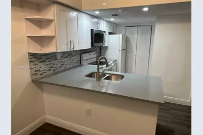 7155 NW 179th St #304, Hialeah, FL 33015 - Photo 1