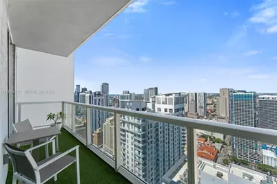 253 NE 2nd St #4304, Miami, FL 33132 - Photo 1