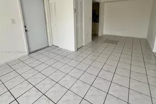 556 NW 114th Ave, Sweetwater, FL 33172 - Photo 1