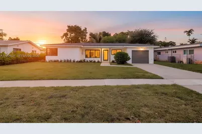 211 S 57th Ter, Hollywood, FL 33023 - Photo 1