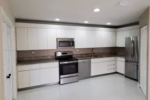 561 Racquet Club Rd, Weston, FL 33326 - Photo 1
