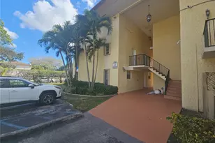 8600 SW 109th Ave, Miami, FL 33173 - Photo 1