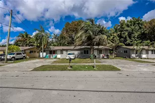 933 NW 11th St, Homestead, FL 33030 - Photo 1