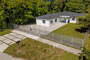 651 NE 172nd St, Miami, FL 33162 - Photo 1