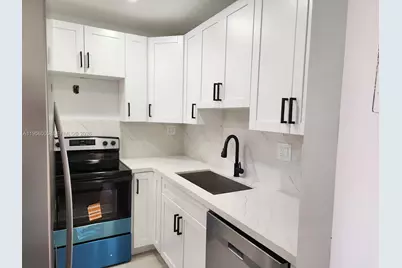 295 NW 72nd Ave #410, Miami, FL 33126 - Photo 1