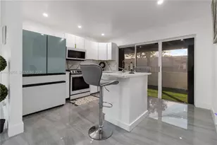 2502 NW 48th St, Tamarac, FL 33309 - Photo 1