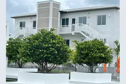 6453 NW 102nd Path #303, Doral, FL 33178 - Photo 1