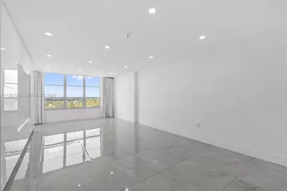 4101 Pine Tree Dr #828, Miami Beach, FL 33140 - Photo 1