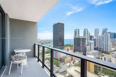 159 NE 6th St #2707, Miami, FL 33132 - Photo 1